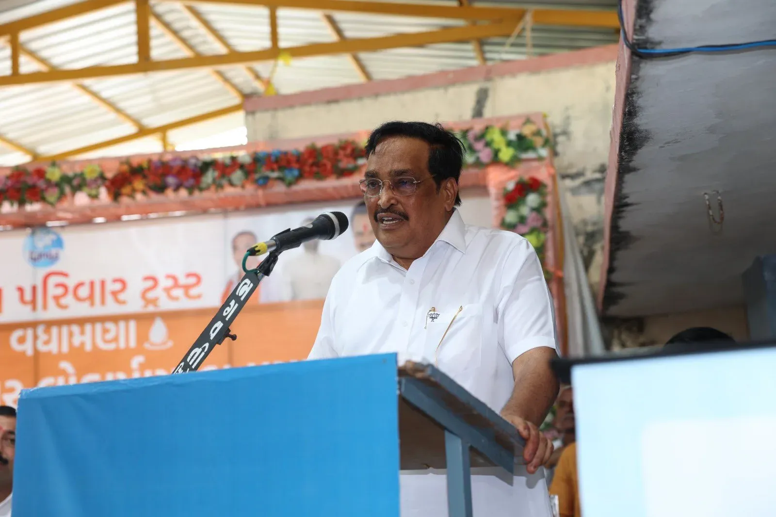 Jal Shakti Minister Paatil joins Manjula Sarovar inauguration