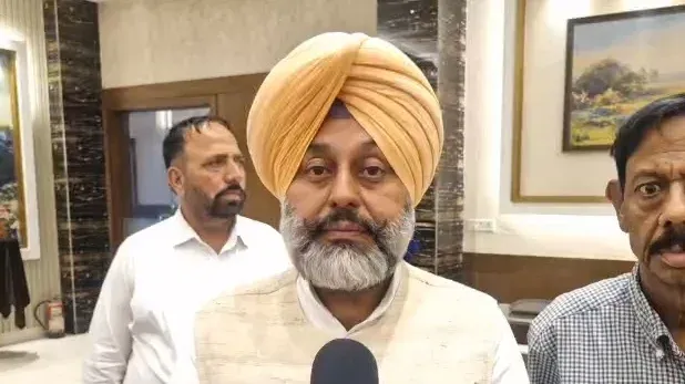 जालंधर में RTI एक्टिविस्ट सिमरनजीत सिंह की गोली मारकर हत्या, कोटली बोले — पंजाब में कानून-व्यवस्था पूरी तरह ध्वस्त