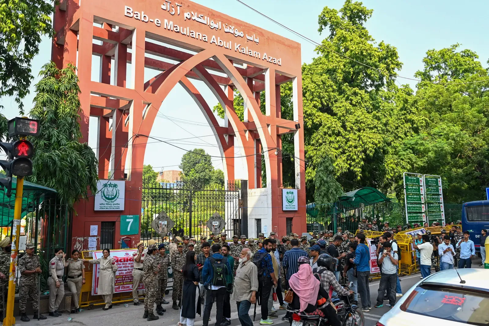 Jamia Millia Islamia extends online classes till Nov 24, shifts exams to virtual mode