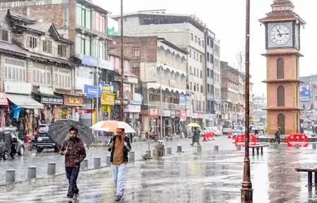 क्या जम्मू-कश्मीर में बारिश रुकी है? अगले कुछ घंटों में हल्की बूंदाबांदी की संभावना