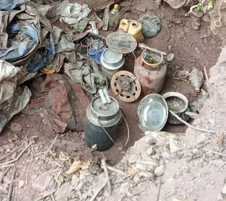 क्या जम्मू-कश्मीर की कठुआ पुलिस ने तीन आतंकी ठिकानों का भंडाफोड़ किया?