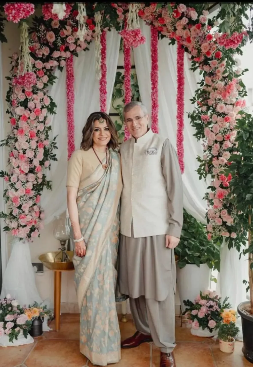 उमर अब्दुल्ला ने पत्रकार निधि राजदान से की शादी, एक्स पर तस्वीरें साझा कर दी जानकारी