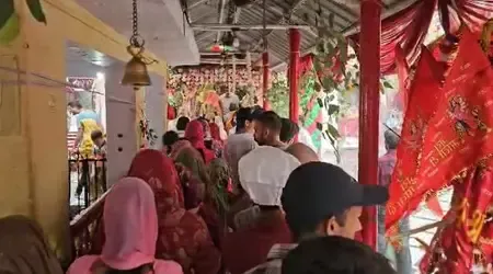 क्या जम्मू-कश्मीर में महानवमी पर श्रद्धालुओं का तांता लगा हुआ है?