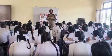 अखनूर में भारतीय सेना का नशा मुक्ति अभियान, दोरीडागर स्कूल की छात्राओं ने जताई कृतज्ञता