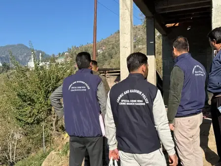 जम्मू-कश्मीर: नौकरी के नाम पर धोखाधड़ी मामले में सीबीके ने डोडा में आरोपी के ठिकाने पर छापा मारा