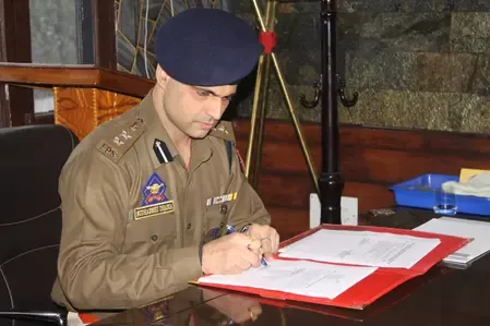 जम्मू-कश्मीर: सुधांशु धामा बने गांदरबल के नए एसएसपी, संभाला पदभार