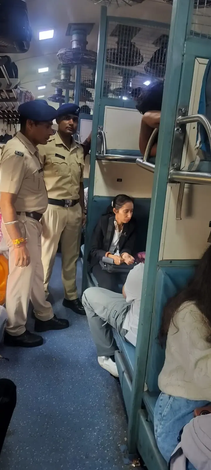 जम्मू मंडल में मेगा टिकट चेकिंग: 180 मामलों में ₹1.33 लाख जुर्माना वसूला