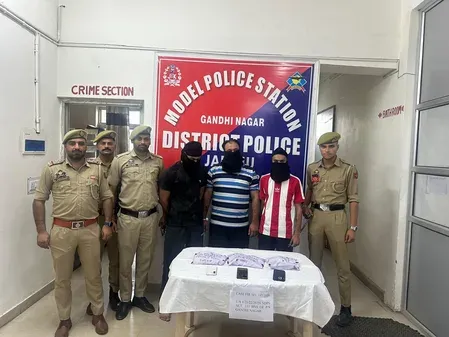 जम्मू पुलिस की बड़ी कार्रवाई, तीन तस्कर गिरफ्तार, 780 ग्राम हेरोइन बरामद