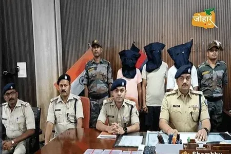 जामताड़ा में साइबर ठगी: तीन गिरफ्तार, 9 मोबाइल और 22 सिम कार्ड जब्त