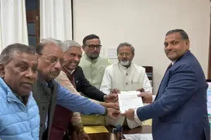 Jan Suraaj Party Representatives Confer with Bihar's Chief Secretary Regarding BPSC Protests