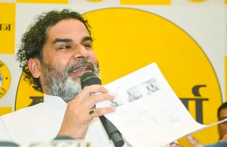 क्या जन सुराज पार्टी प्रमुख प्रशांत किशोर के पास दो वोटर आईडी हैं?