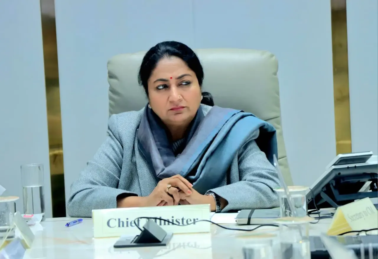 What Safety Measures Did Delhi CM Issue After the Janakpuri Accident?