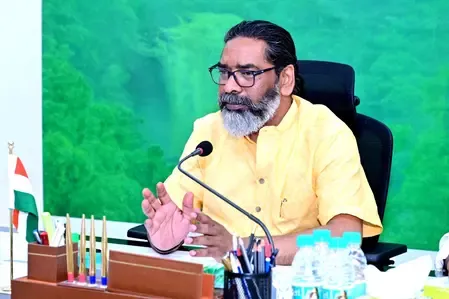 सरना धर्म कोड की मांग: CM हेमंत सोरेन ने राष्ट्रपति, PM मोदी और राज्यपाल को लिखा पत्र, जनगणना 2027 में अलग पहचान की अपील
