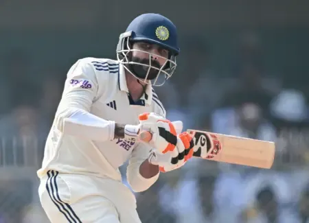 क्या रविंद्र जडेजा के सामने कोई भारतीय बल्लेबाज नहीं? प्रथम श्रेणी क्रिकेट में बनाया है ऐसा रिकॉर्ड