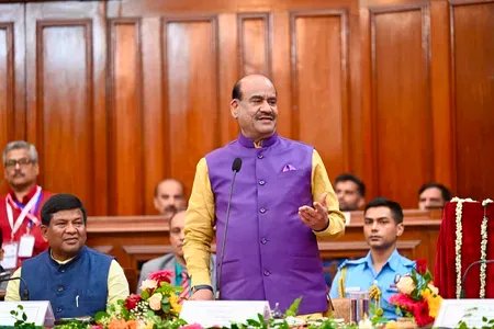 लोकसभा अध्यक्ष ओम बिरला ने पश्चिम बंगाल विधायकों को दिया संदेश: संविधान की भावना और लोकतांत्रिक मूल्यों का करें सम्मान