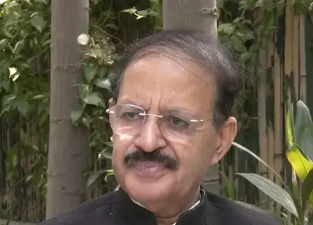 जनता के मुद्दों से ध्यान भटकाना भाजपा का मकसद : राशिद अल्वी 