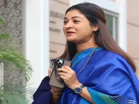 Delhi High Court Responds to Alka Lamba's Challenge Against FIR in Jantar Mantar Protest