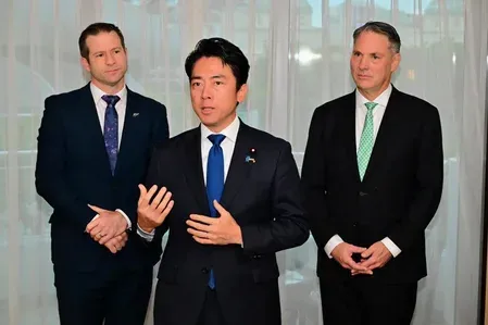 Japan pitches Mogami-class frigates to New Zealand at Shangri-La Dialogue