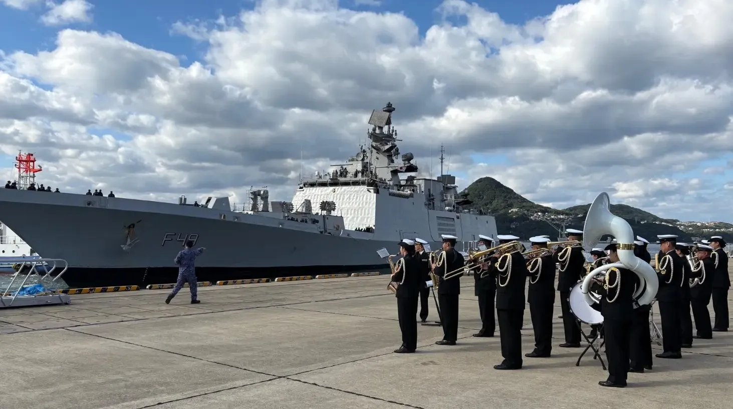 What Happened When INS Sahyadri Arrived at Sasebo?