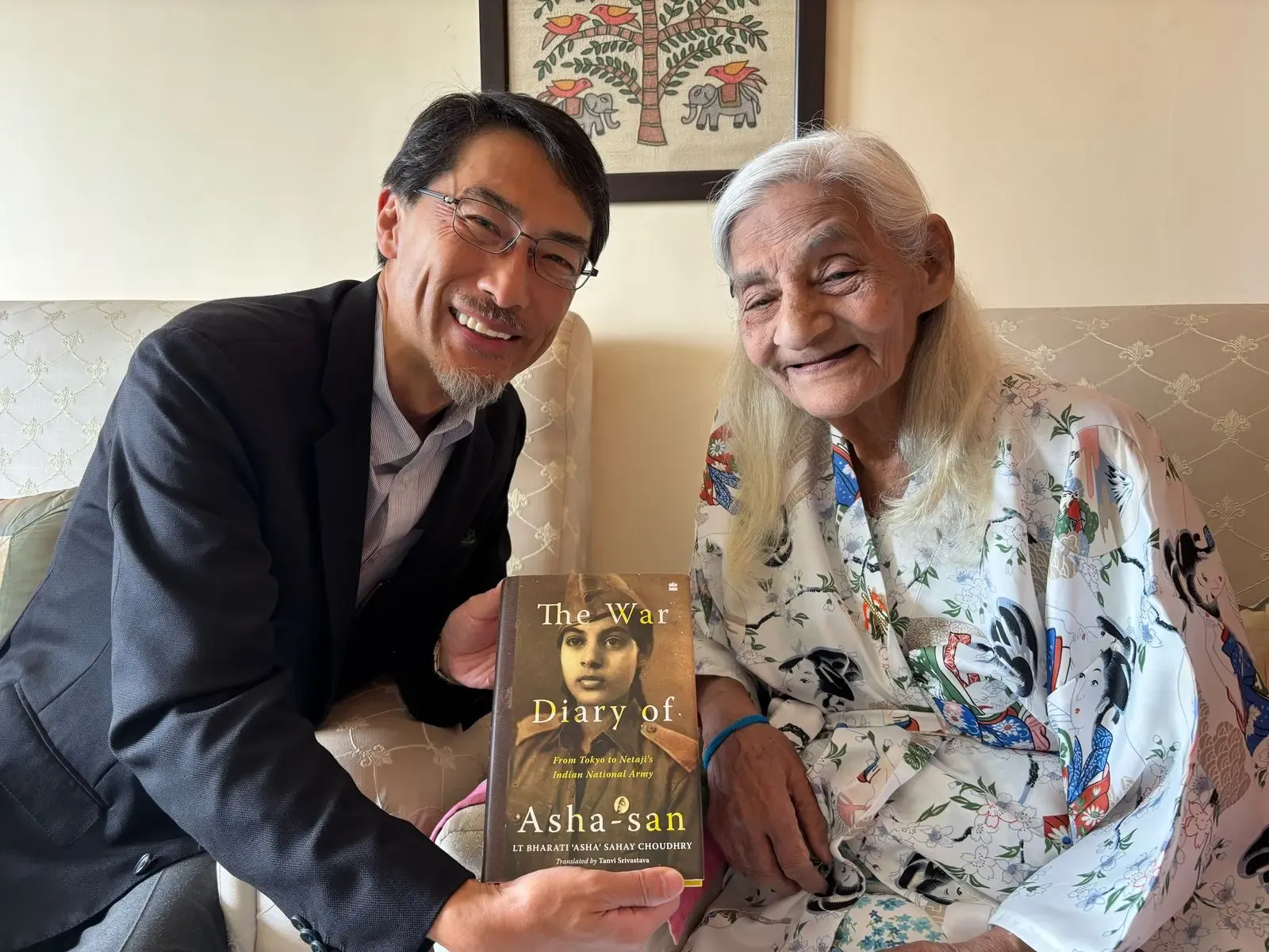 Japanese Ambassador Honors 97-Year-Old Freedom Fighter Asha Sahay in Patna