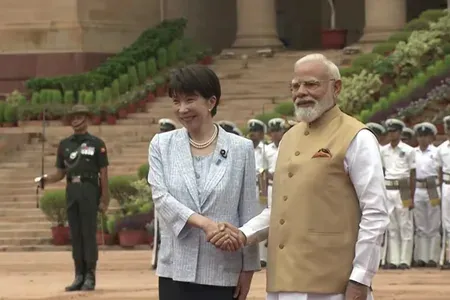 Japan PM Takaichi gets ceremonial welcome at Rashtrapati Bhavan
