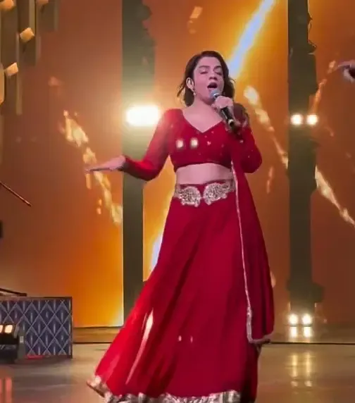 Is Jasmine Sandlas Most Alive When She's on Stage?