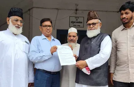 जौहर यूनिवर्सिटी की 38 इमारतें गिराने के आदेश पर रोक की मांग, जमात-ए-इस्लामी हिंद ने राज्यपाल को सौंपा ज्ञापन