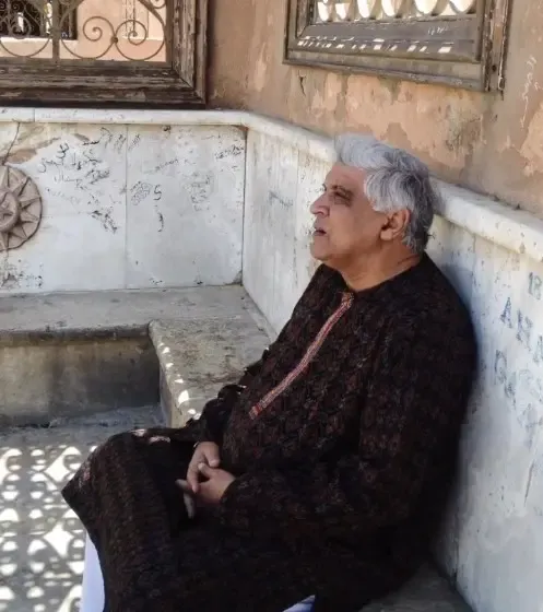 क्या जावेद अख्तर ने जेब में चंद पैसे लेकर स्टार बनने की यात्रा शुरू की थी?