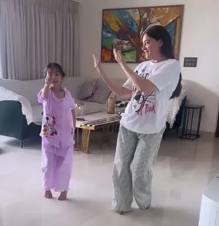 Mahhi Vij dances with daughter Tara on 'Bole Chudiyan'; ex Jay Bhanushali reacts