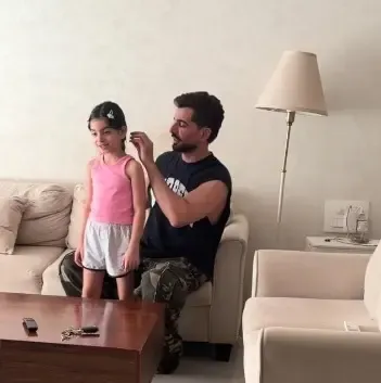 Jay Bhanushali styles daughter Tara's hair as Mahhi Vij stays in Bigg Boss 20