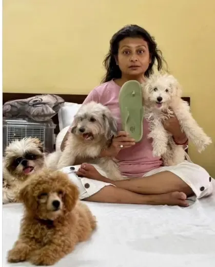 Jaya Bhattacharya quips her ‘slippers’ lost to the ‘boarding squad’