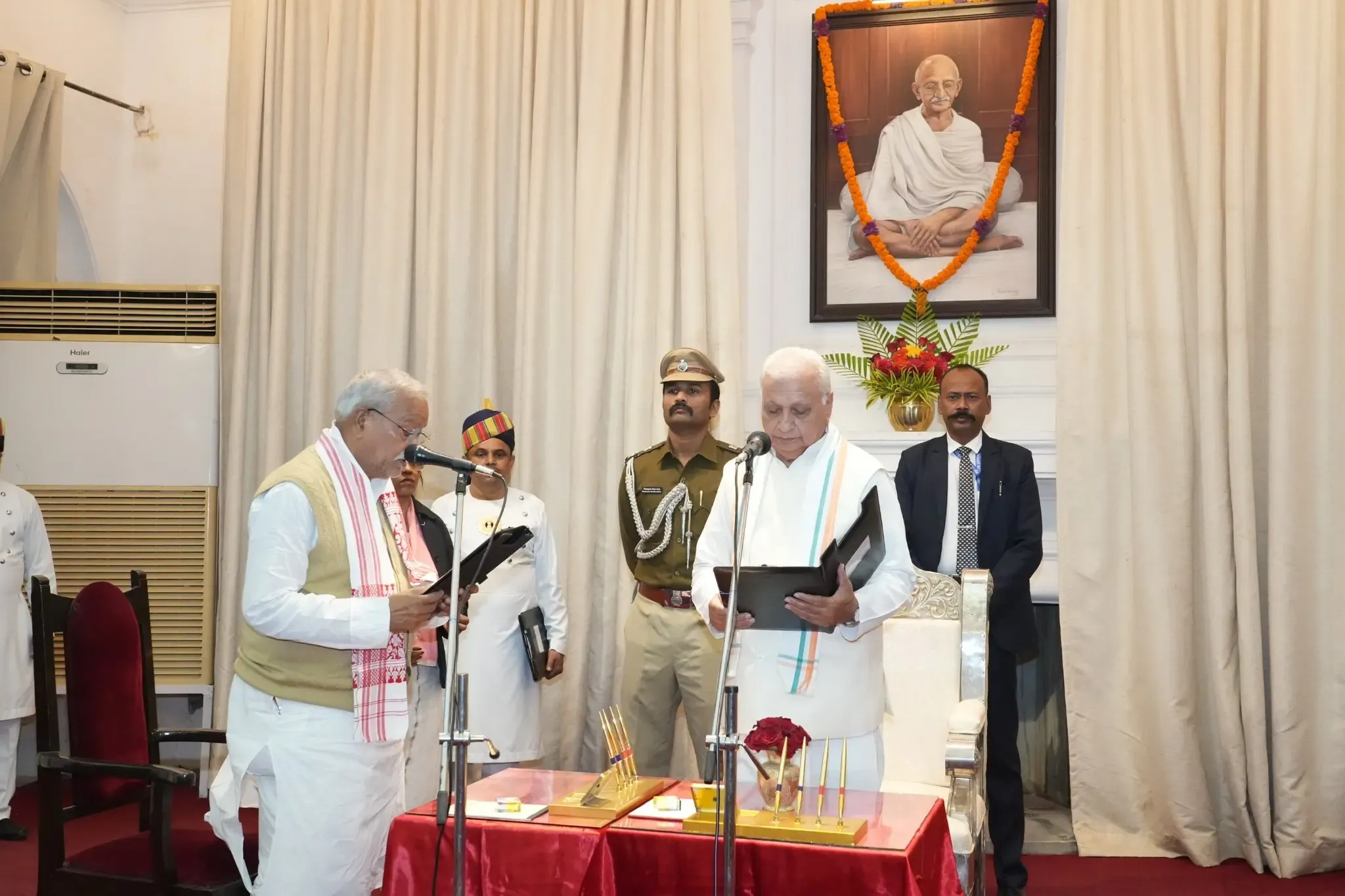 क्या जदयू के नरेंद्र नारायण यादव बिहार विधानसभा के प्रोटेम स्पीकर बने?