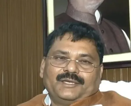 जदयू नेता उमेश कुशवाहा ने लालू परिवार पर साधा निशाना, बोले-हम रोहिणी आचार्य के साथ खड़े हैं