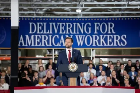 जेडी वेंस ने रोजगार बढ़ाने के प्रयासों को व्यापार से जोड़ा, ईंधन की कीमतों में वृद्धि को 'अस्थायी उतार-चढ़ाव' बताया