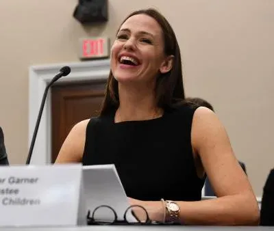 Jennifer Garner on how Timothy Olyphant friendship eased on-screen romance