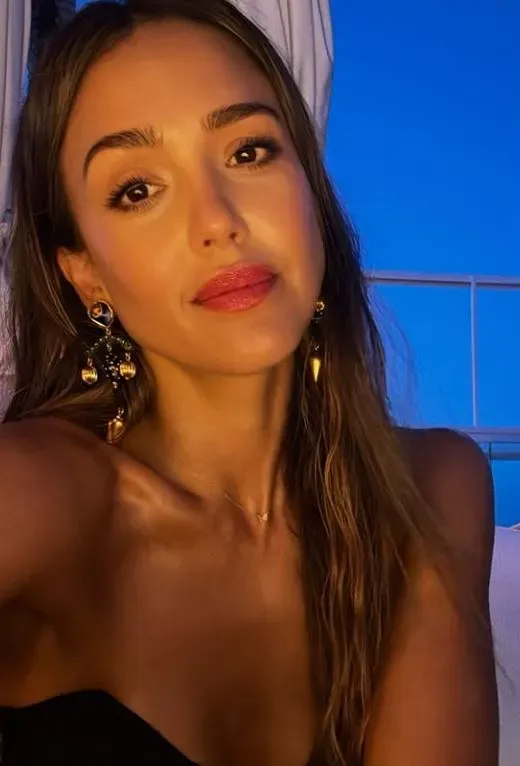 Is Jessica Alba Embracing Healing After Her Split from Cash Warren?