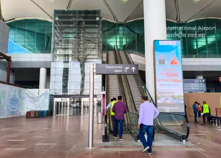 जेवर एयरपोर्ट उड़ान के लिए तैयार, पीएम मोदी करेंगे उद्घाटन; ट्रैफिक व्यवस्था में बड़ा बदलाव