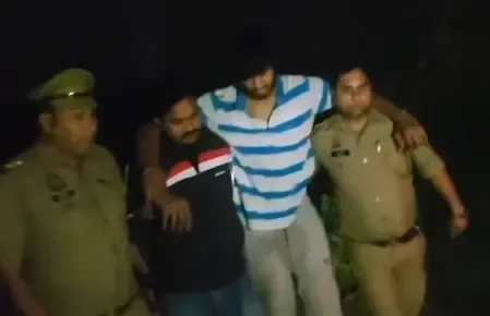 बुलंदशहर : जेवर के पास पुलिस और बदमाश के बीच मुठभेड़, पैर में गोली लगने से नैनू मावी घायल 