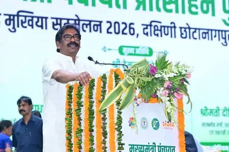 झारखंड: बेहतरीन प्रदर्शन करने वाले पंचायतों को मिला तोहफा, सीएम ने बांटे 9 करोड़ 