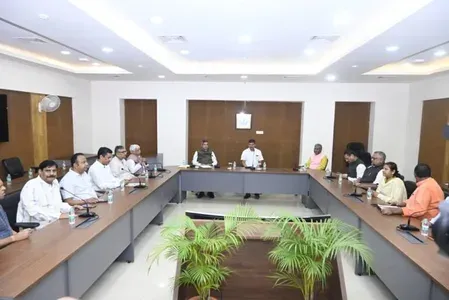 जेपीएससी-जेएसएससी धांधली: भाजपा ने मुख्य सचिव को सौंपा ज्ञापन, सीबीआई जांच और छात्रों की एफआईआर रद्द करने की मांग