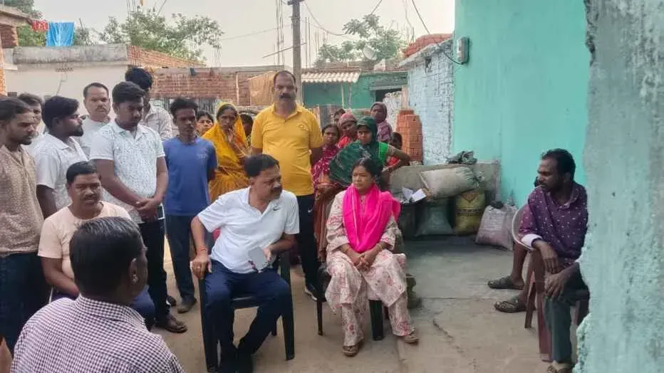 गिरिडीह में 11वीं छात्रा पायल कुमारी की संदिग्ध मौत: मंत्री सुदिव्य कुमार सोनू पहुँचे परिवार के पास, न्याय का दिया आश्वासन