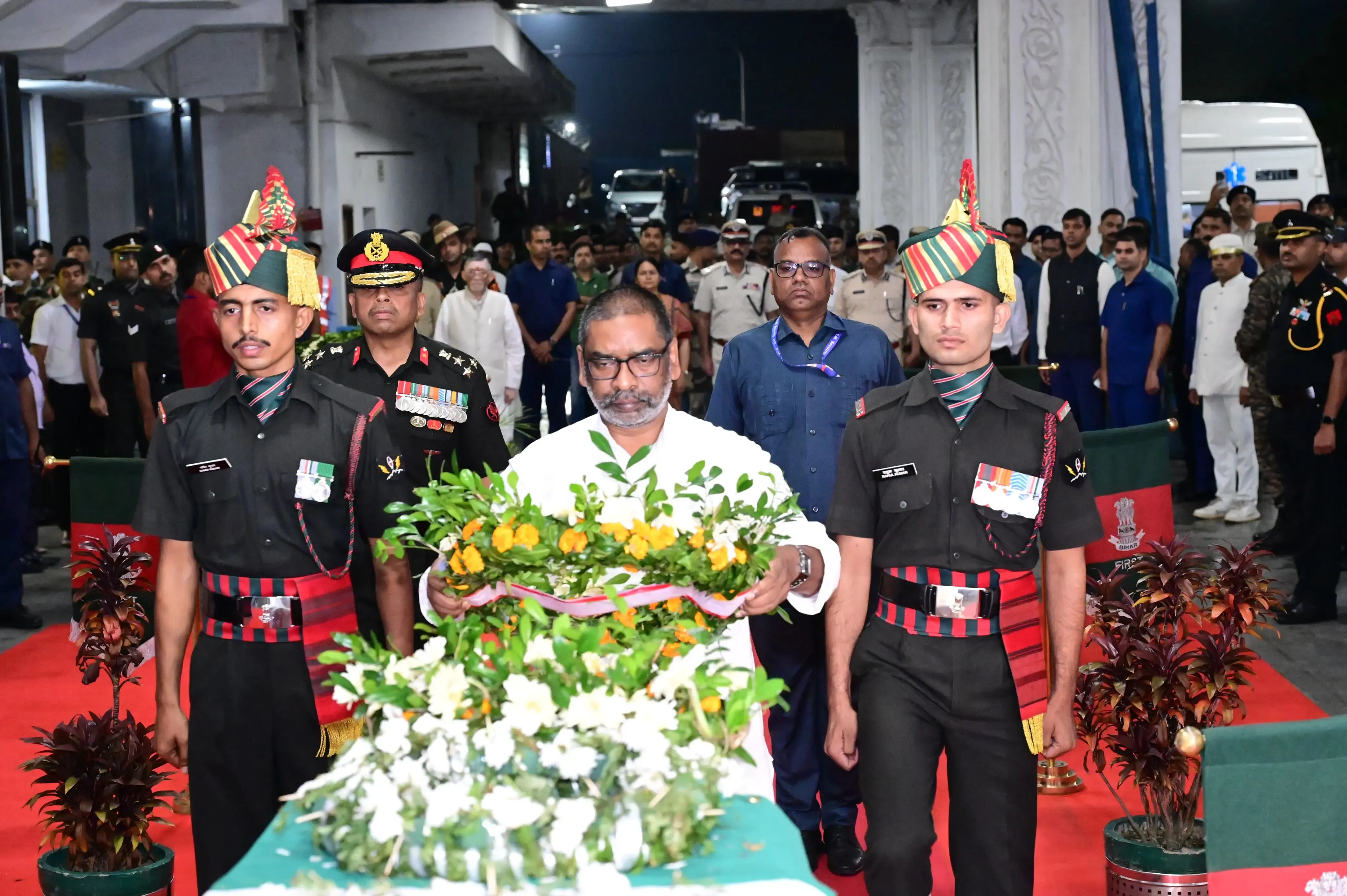 Did Jharkhand Guv and CM Honor Agniveer Martyred in Siachen?