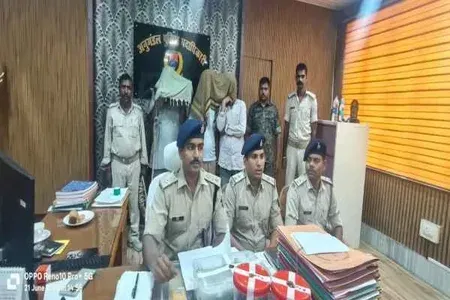 हजारीबाग पुलिस ने बरामद की 1.55 किलो अफीम और ₹7 लाख नकद, तीन तस्कर गिरफ्तार