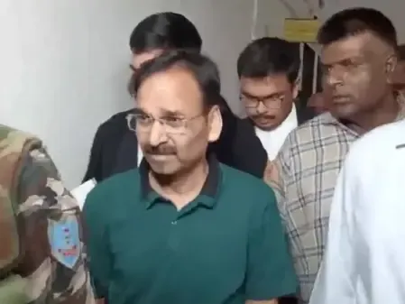 Jharkhand HC rejects IAS officer Vinay Chaubey's bail in Hazaribagh land scam