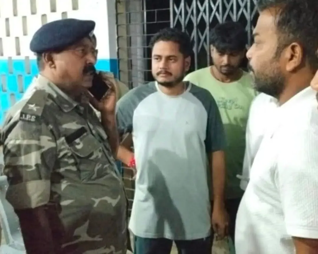 गिरिडीह के मैगी पॉइंट पर दारोगा के 24 वर्षीय बेटे की पीट-पीटकर हत्या, 8-10 हमलावरों की तलाश में छापेमारी