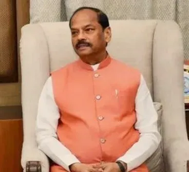 JPSC-JSSC अनियमितता: रघुवर दास और हिमंता सरमा ने हेमंत सोरेन सरकार को घेरा, CBI जांच की मांग