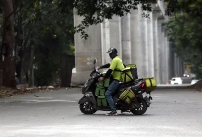 क्या झारखंड में डिलीवरी बॉय और ओला-उबर चलाने वालों के हक में पारित विधेयक को राज्यपाल ने मंजूरी दी?