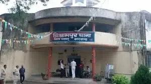 झारखंड: पलामू में सड़क किनारे युवक का अधजला शव, पुलिस ने शुरू की जांच