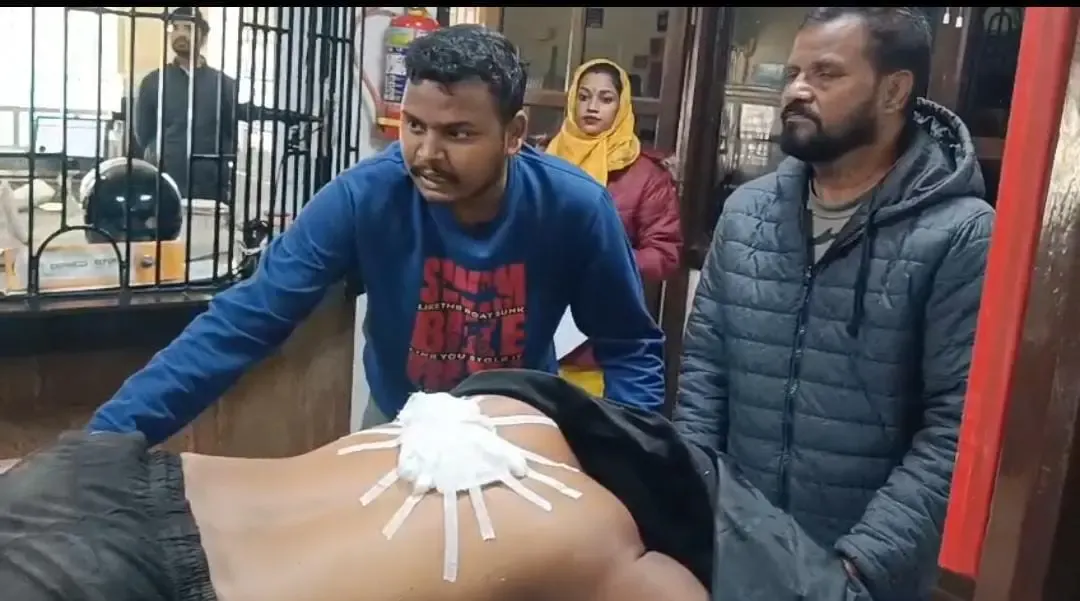 क्या झारखंड के पलामू में अपराधियों ने पंचायत समिति के पूर्व सदस्य और एक अन्य को गोली मारी?