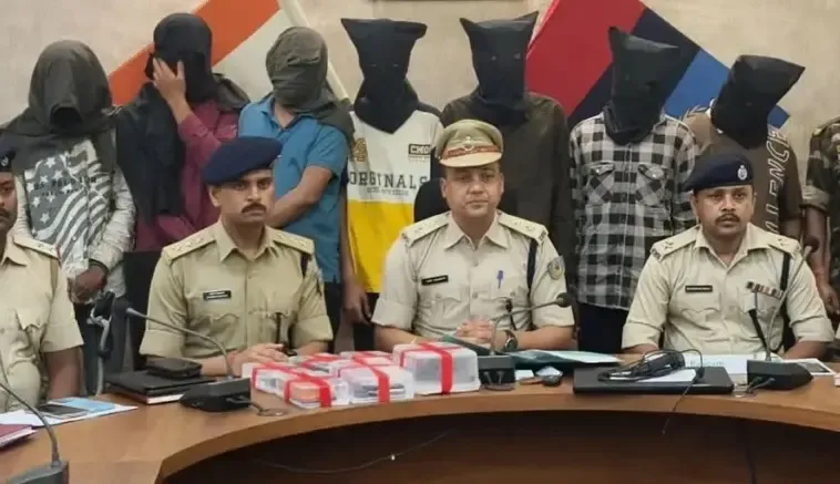 झारखंड के रामगढ़ में राहुल दुबे गिरोह के 7 गुर्गे गिरफ्तार, पुलिस को मिली बड़ी सफलता